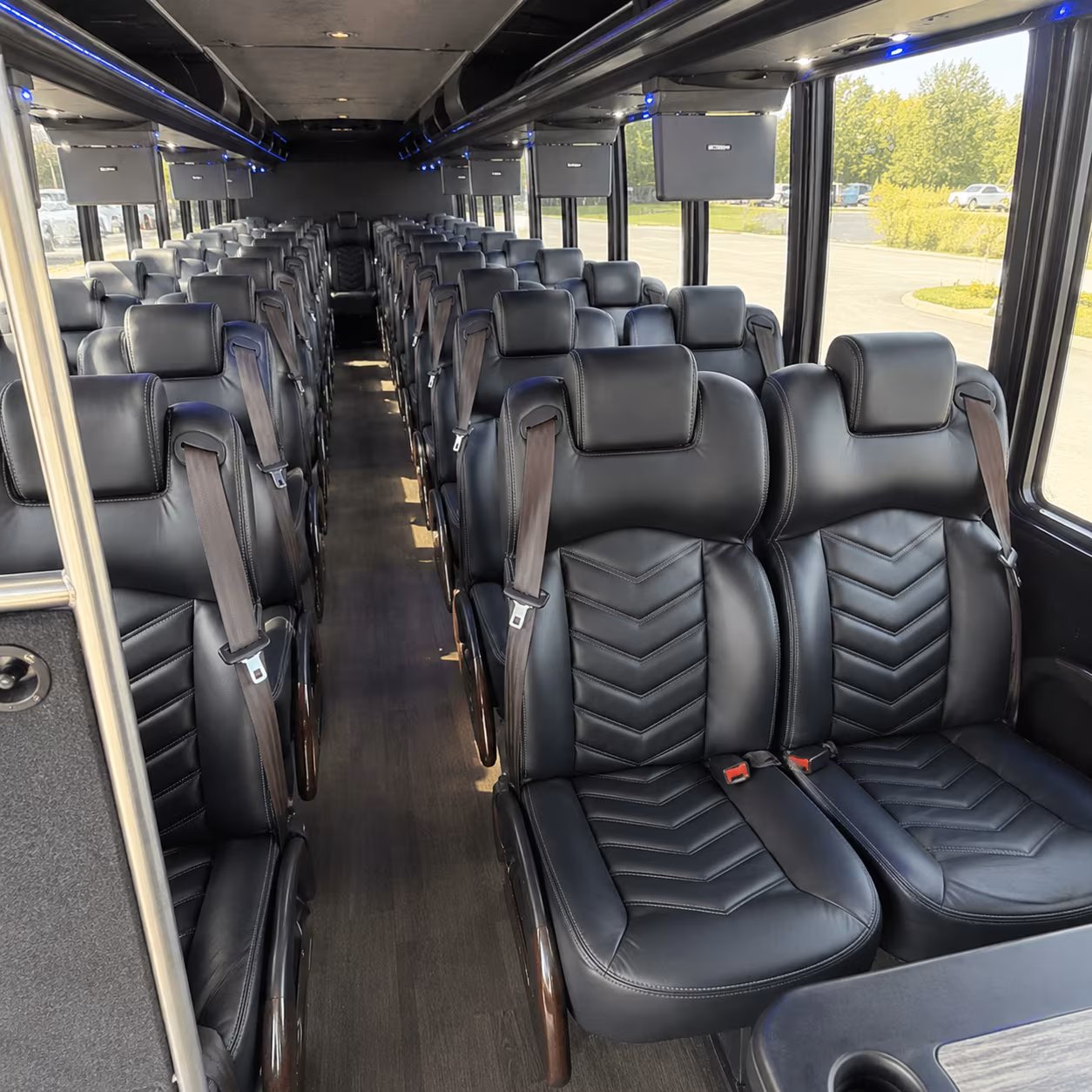 can i book a one way a round trip or a multi day package for a bus rental in north miami