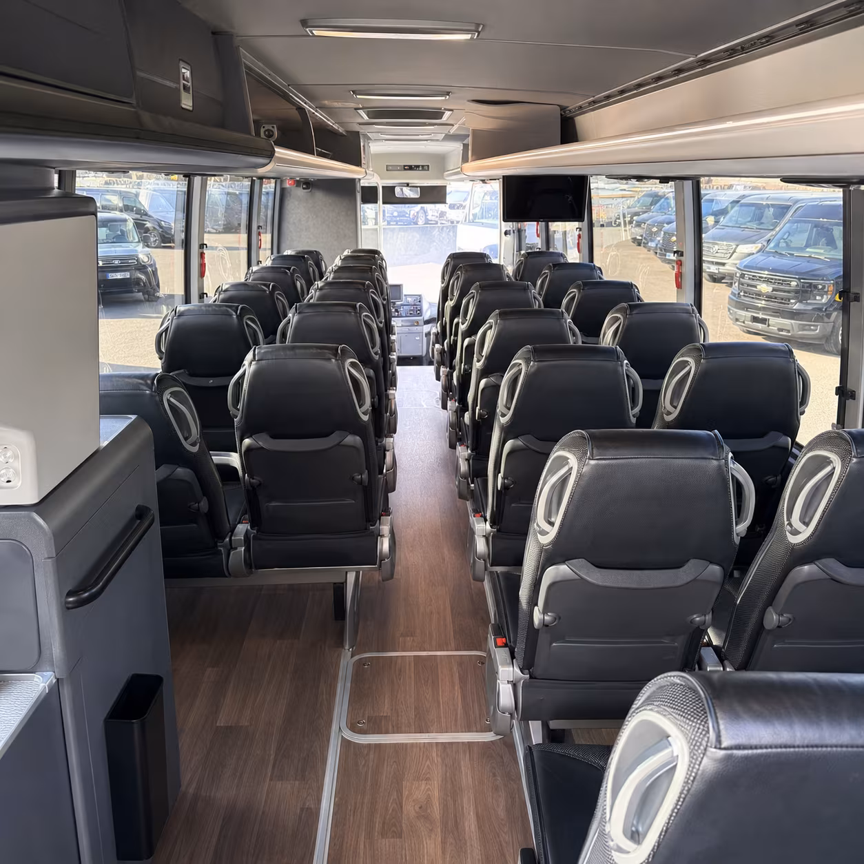 charter buses for corporate events and conference shuttles in north miami