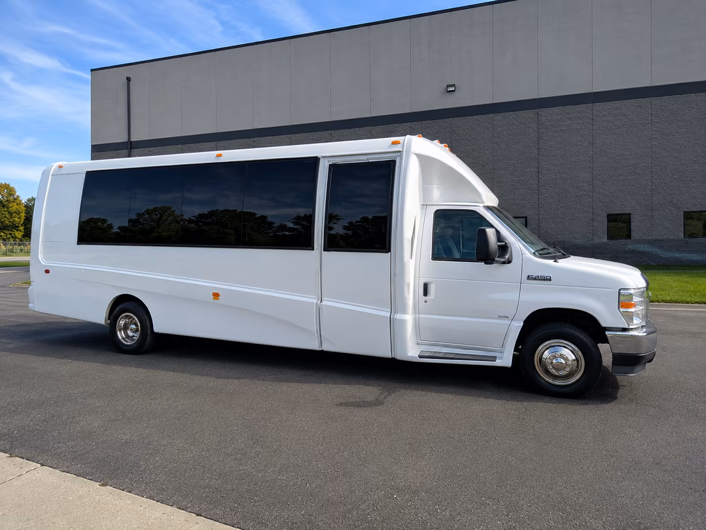 employee shuttle buses for north miami businesses and office parks